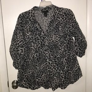Stylish Cheetah Print Collared Top with Pockets